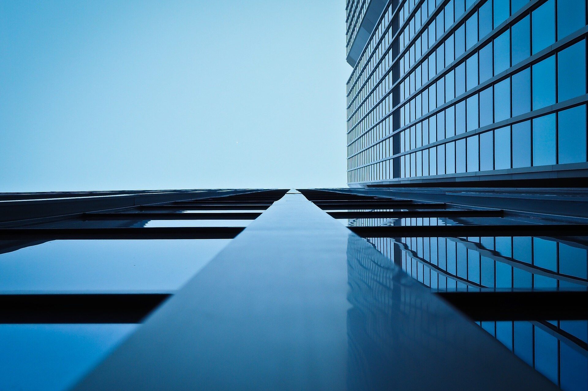 cropped-architecture-1048092_1920.jpg